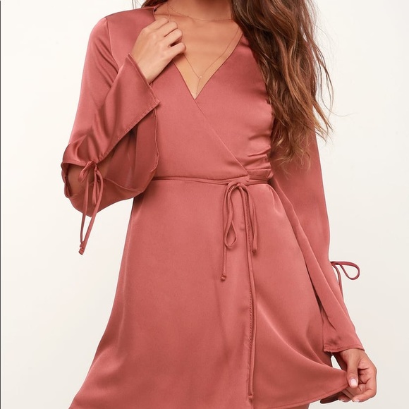 Lulu’s rusty rose long sleeve wrap dress - Picture 2 of 2